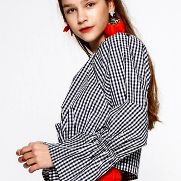 NWT SMALL TE DA" COTTON CROPPED TOP BOHIEMAN GINGHAM CHECKED BELL SLEAVES B/W - Picture 3 of 8